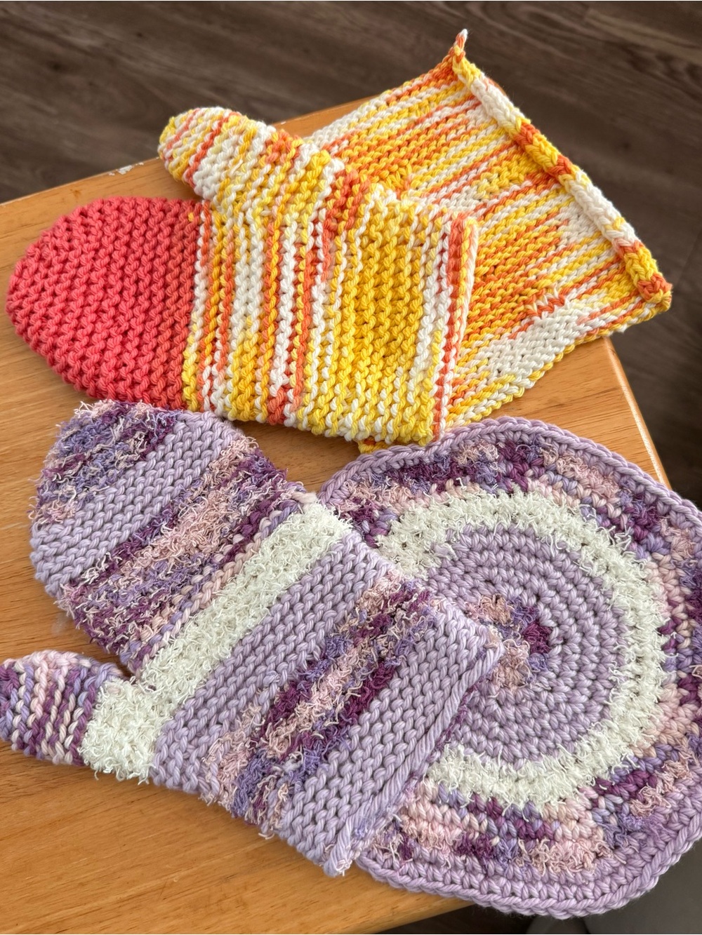 Handmade Knitted Oven Mitten with matching coaster/dish rag